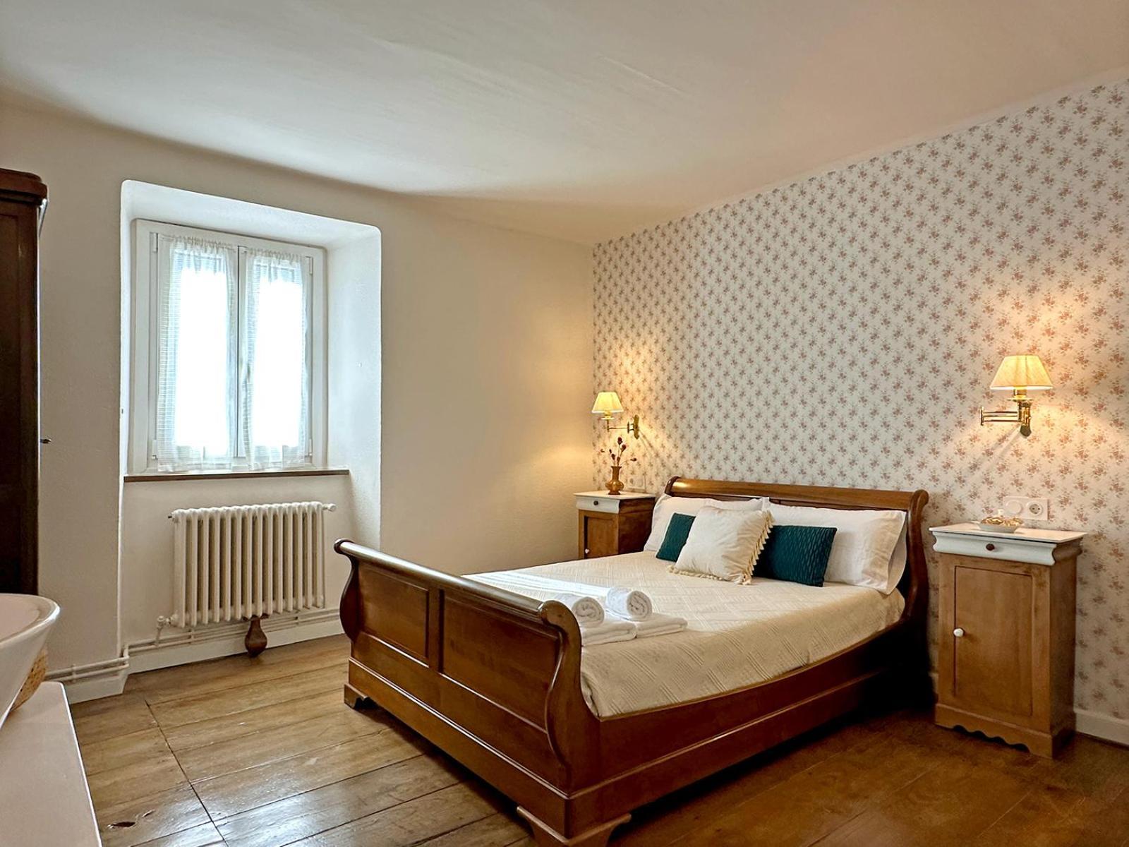 Etxeale Hotell Valcarlos Eksteriør bilde